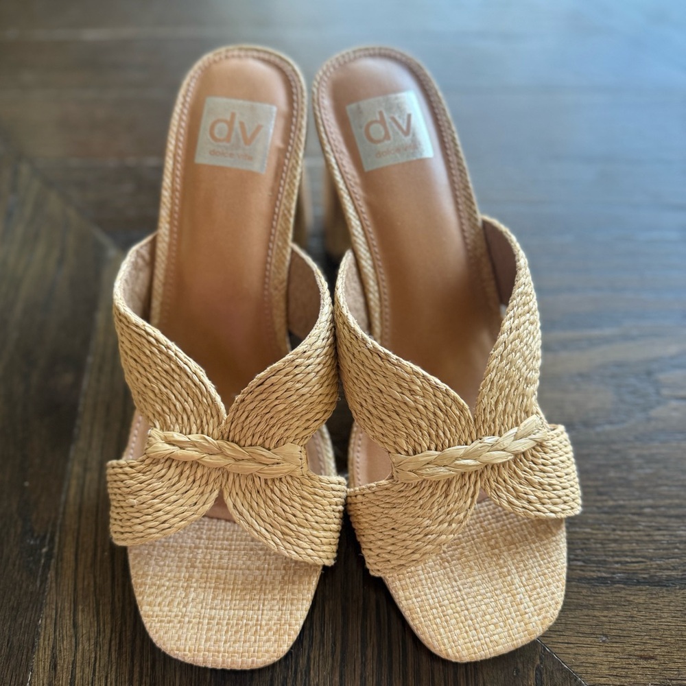 DV Heels